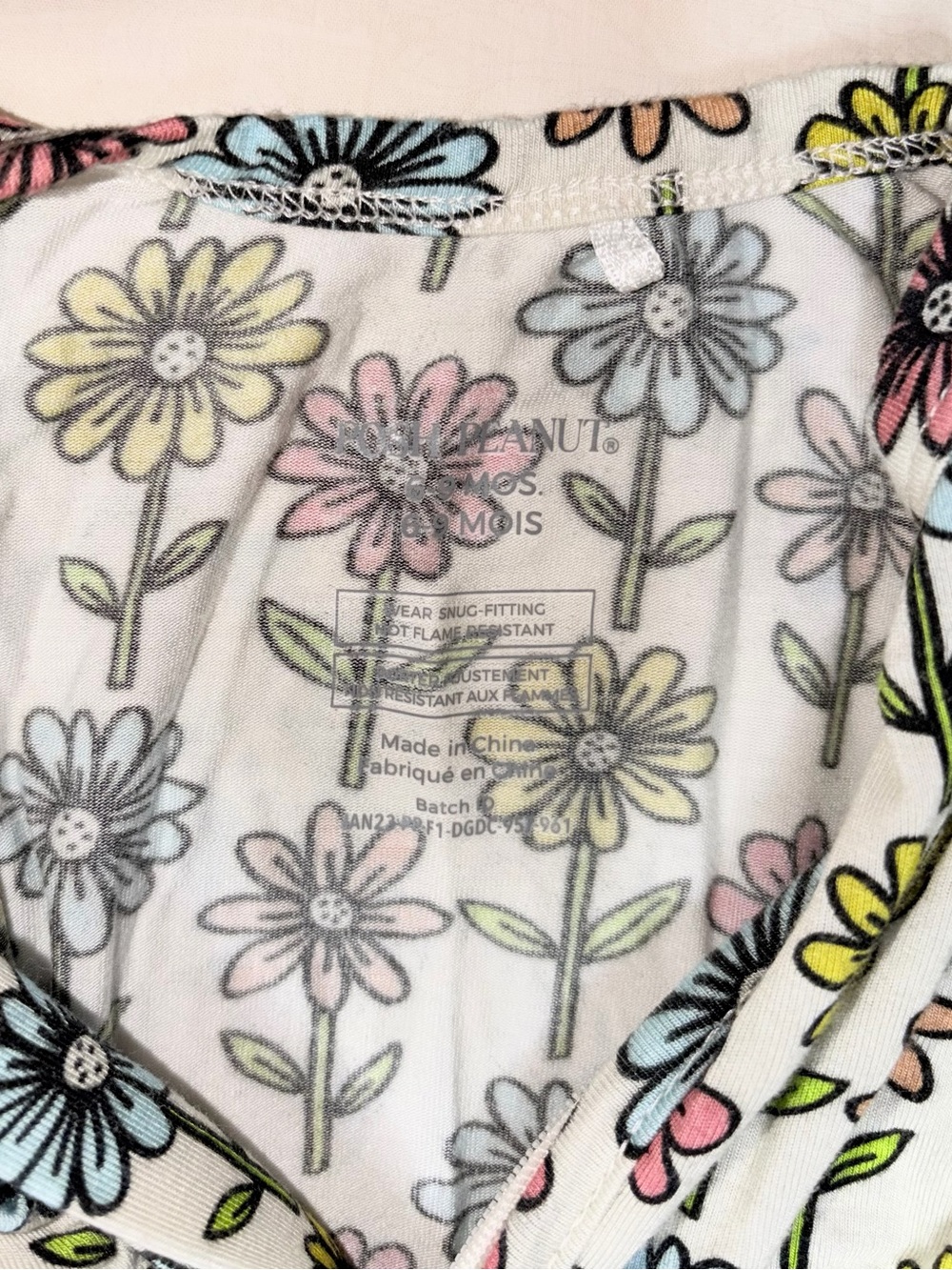 Posh Peanut, Bums&Roses One-Piece Pajama/Rompers Sz 6-9M - Picture 9 of 10